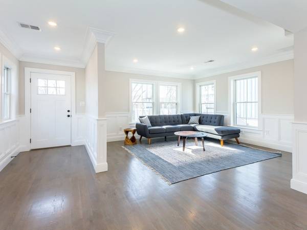 15 Warwick #2, Somerville, MA 02145