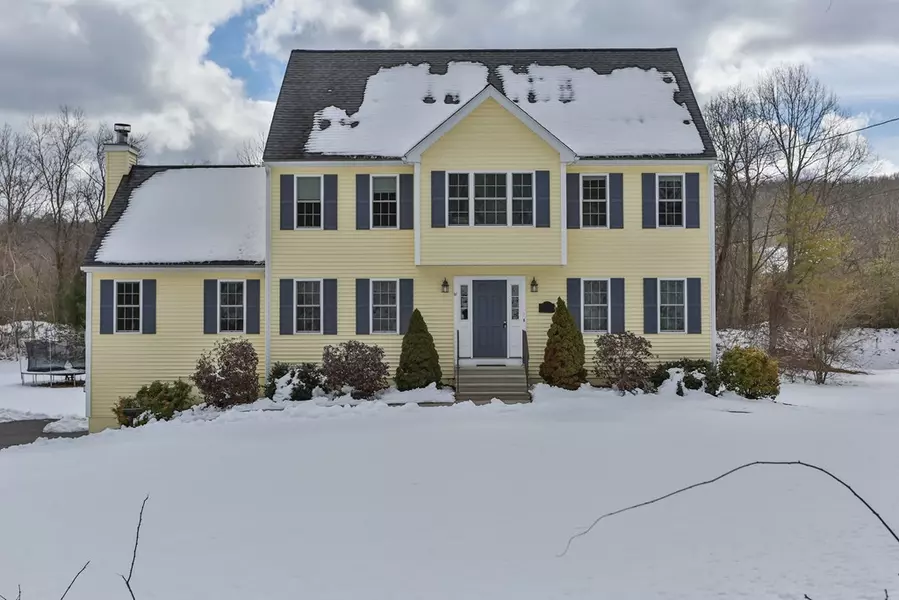 57 Crosby Rd, Grafton, MA 01519