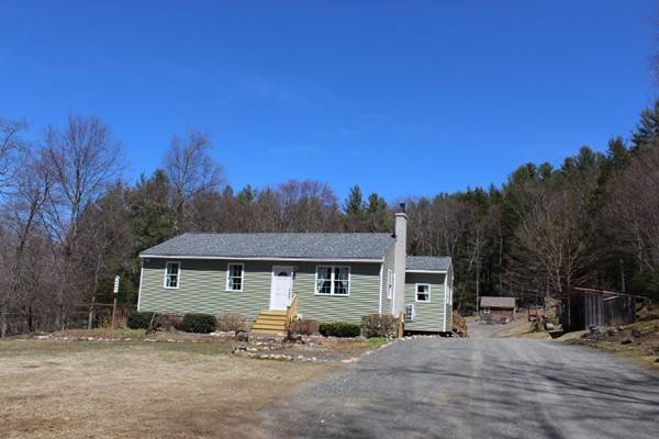 15 Hodgen Road, Buckland, MA 01338