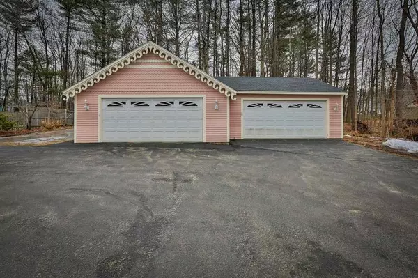 Plaistow, NH 03865,3 Kingston Rd