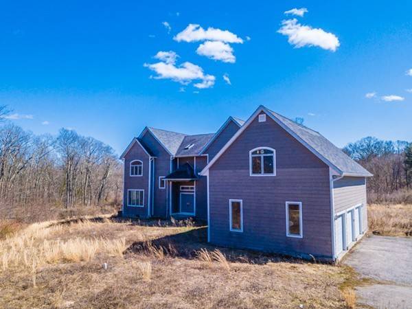 237 Lake St, Seekonk, MA 02771