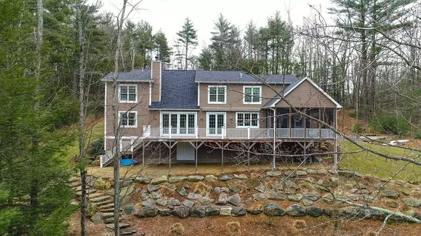 430 Mashapaug Road, Holland, MA 01521