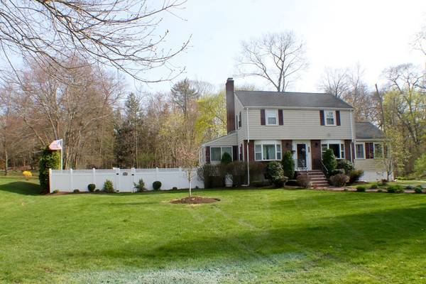 121 Atherton St, Milton, MA 02186