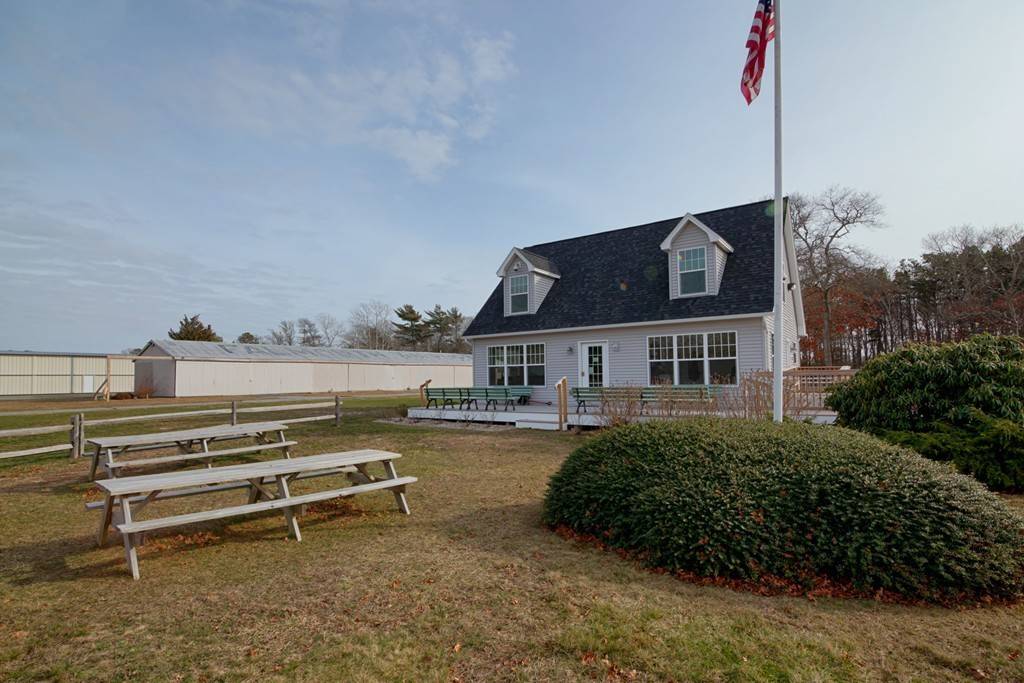 Falmouth, MA 02536,8 Wiley Post Ln