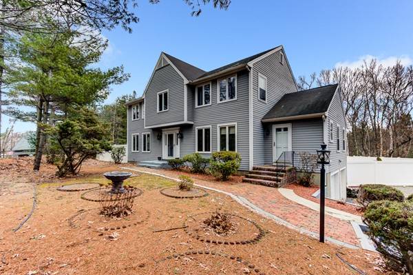 124 Reservoir St, Shrewsbury, MA 01545