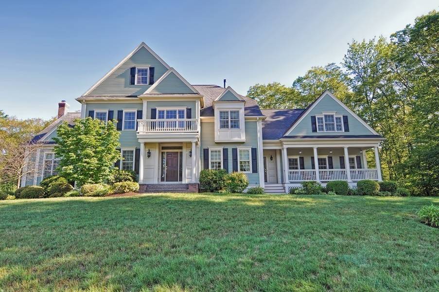 16 Kingsbury Drive, Holliston, MA 01746