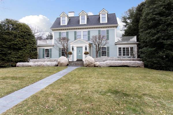 10 Livermore Rd, Wellesley, MA 02481