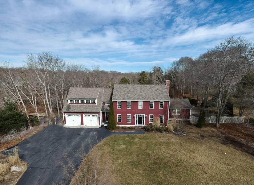 12 Grand Oak Rd, Sandwich, MA 02644