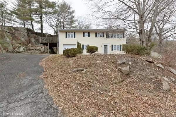 10 Becker Circle, Gloucester, MA 01930