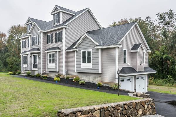 7 Fieldstone Lane, Billerica, MA 01821