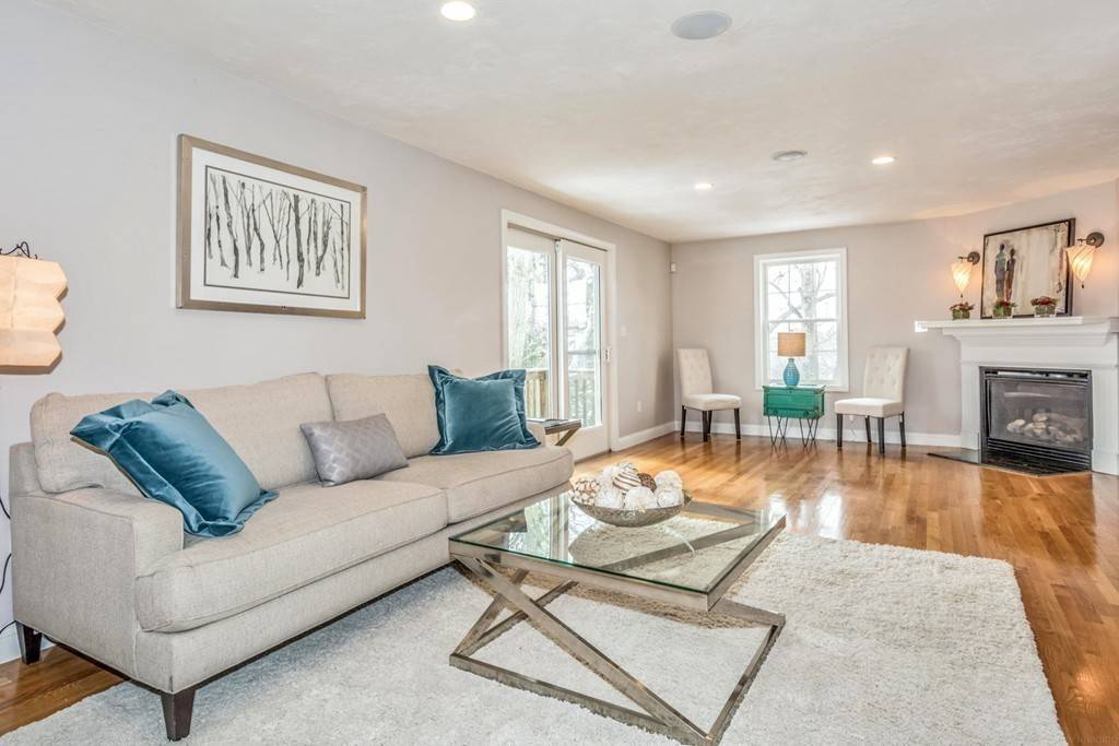 233 Saint Mary Street #D3, Needham, MA 02494