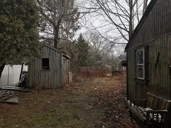 Fairhaven, MA 02719,71 Akin St