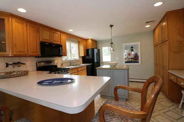 Eastham, MA 02642,36 I De Ho Ln
