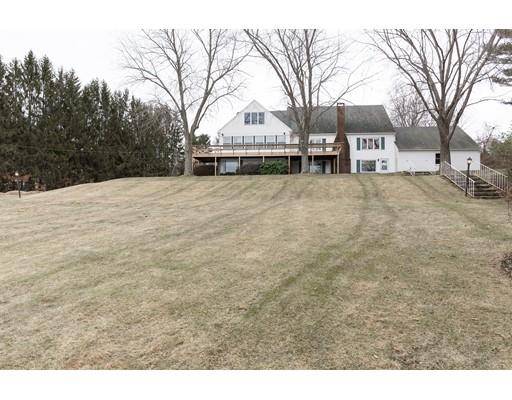 13 Bates Grove Rd, Webster, MA 01570