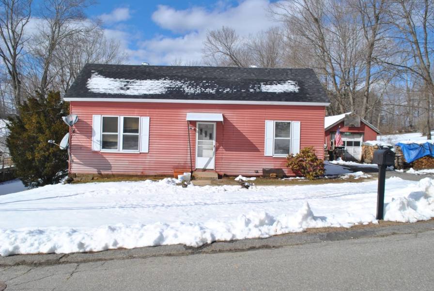 10 Grove St., Brookfield, MA 01506