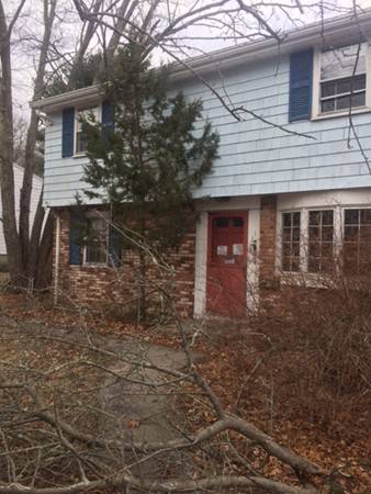 1 Nichols Ave, Avon, MA 02322