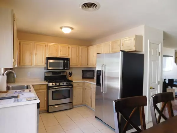 North Providence, RI 02911,53 Columbus Ave #411