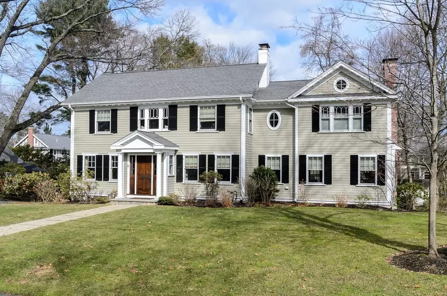 8 Tennyson Rd, Wellesley, MA 02481