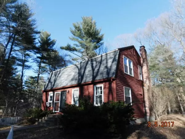 157 Beach St, Wrentham, MA 02093