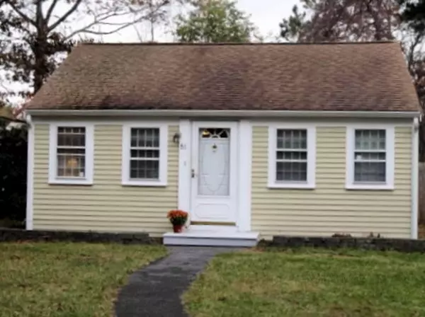 51 Locust St, Yarmouth, MA 02664