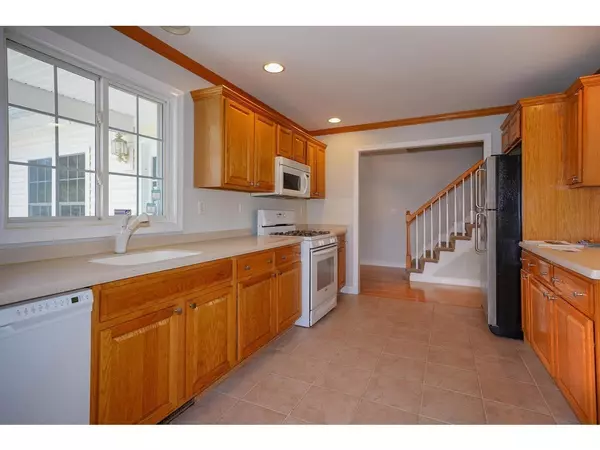 Southborough, MA 01772,15 Wildwood Dr #15