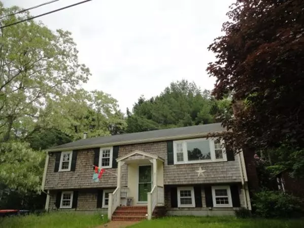 3 Guild Rd, Plymouth, MA 02360