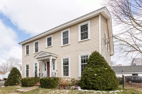 Taunton, MA 02780,15 Fay St