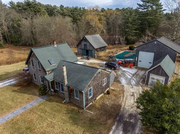 54 Doctor Braley Road, Freetown, MA 02717