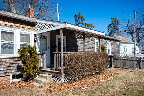 351 Ocean Grove Avenue, Swansea, MA 02777