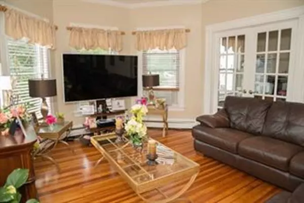 Saugus, MA 01906,40-46 Essex St