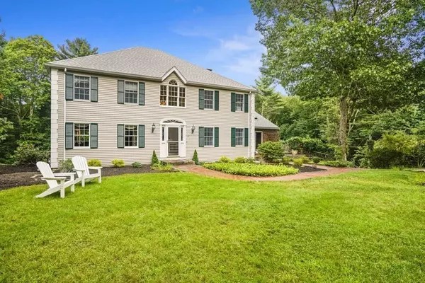 Duxbury, MA 02332,12 Rosewood Ct