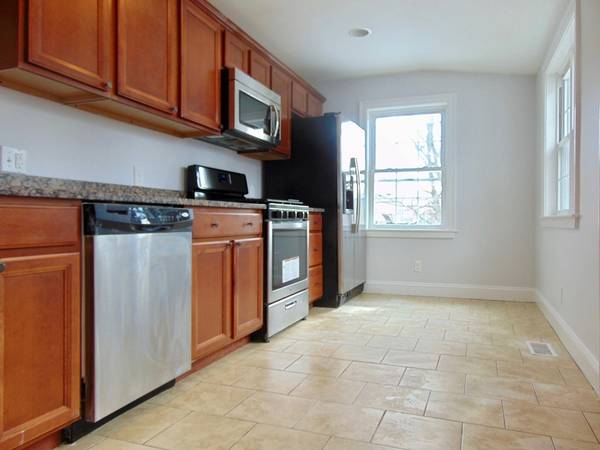 30 Brazil Street #30, Melrose, MA 02176