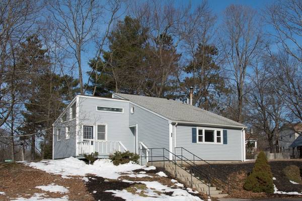 425 S Quinsigamond Ave, Shrewsbury, MA 01545