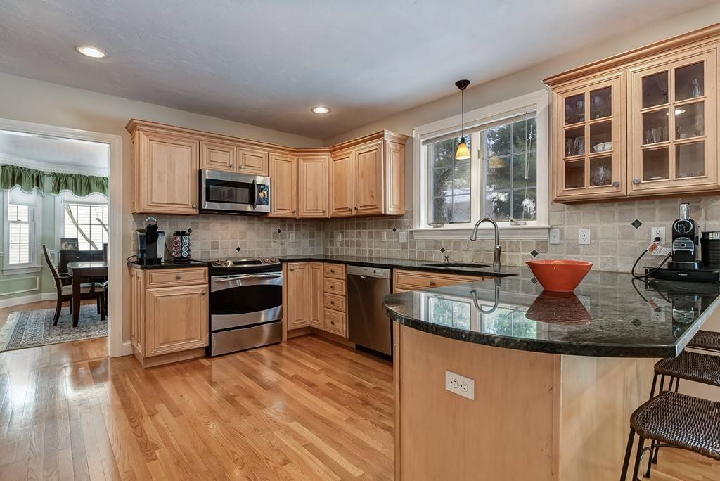 Needham, MA 02492,21 Parkvale Road
