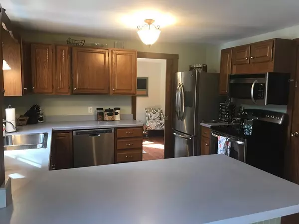 Montague, MA 01376,67 Oakman Street