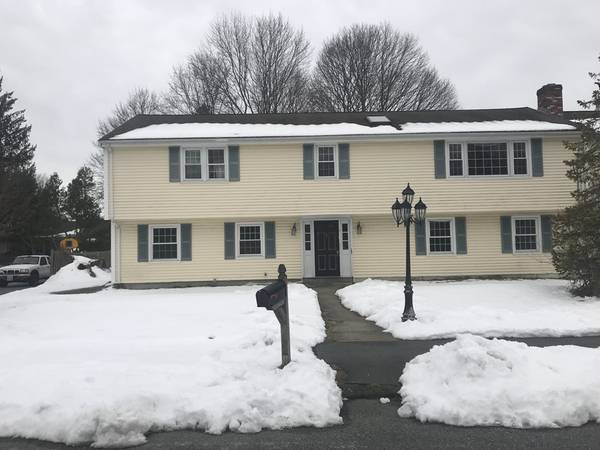 1 Gordon Rd, Natick, MA 01760