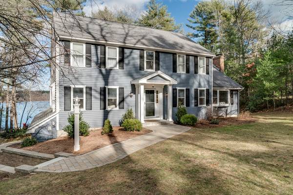 145 Pine Lake Rd, Duxbury, MA 02332