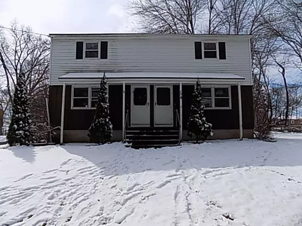 72 Riverview Ave, Agawam, MA 01001