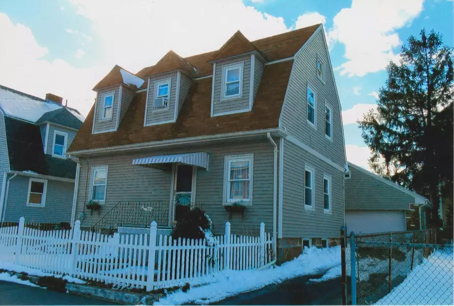 307 Bolton St, New Bedford, MA 02740