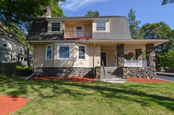 48 Mendon St, Hopedale, MA 01747