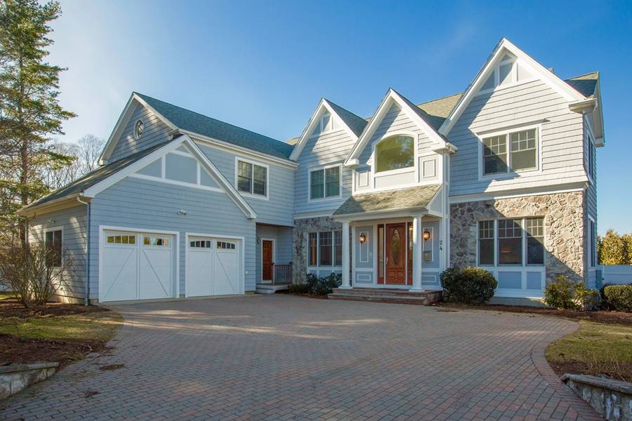 24 Nelson Dr, Brookline, MA 02467