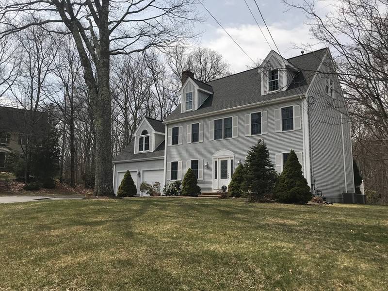 21 Shales Landing, Attleboro, MA 02703