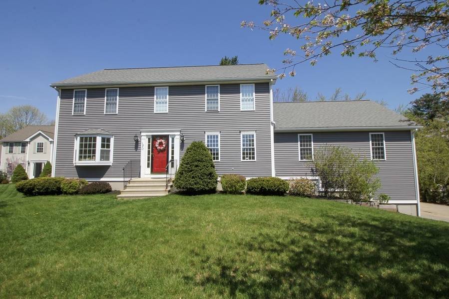 47 Courtney Dr, Holden, MA 01520