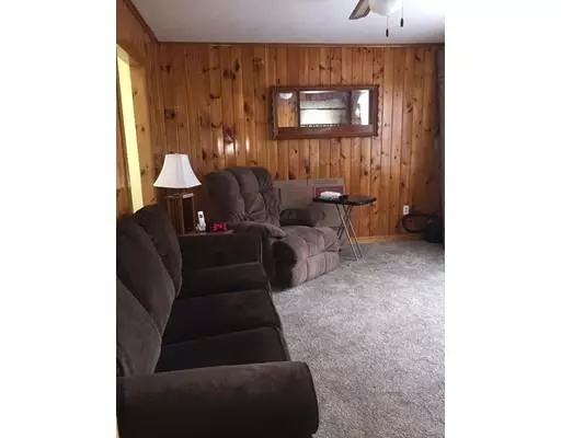 Amesbury, MA 01913,38 Clinton