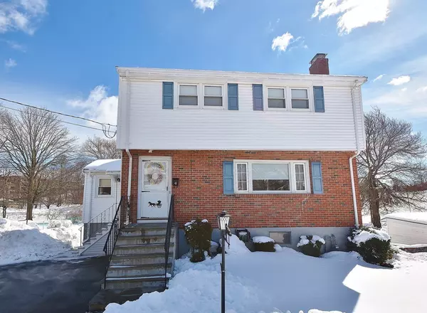 18 Emerald Ct, Stoneham, MA 02180