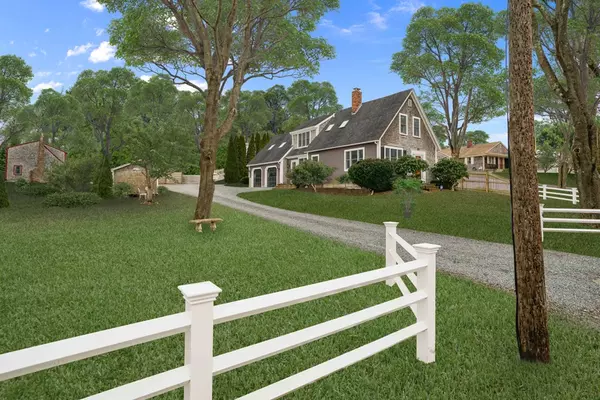 20 Clifford Rd, Plymouth, MA 02360