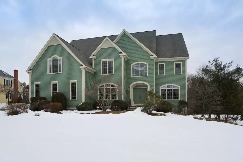 Southborough, MA 01772,9 Joslin Ln