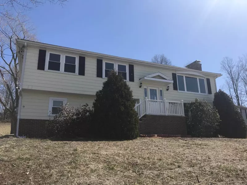 16 Fottler Rd, Hingham, MA 02043