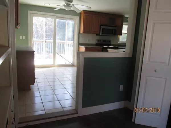 Bourne, MA 02561,17 Hilltop Drive