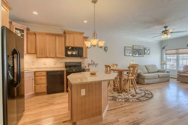 Hubbardston, MA 01452,17 Madison #17